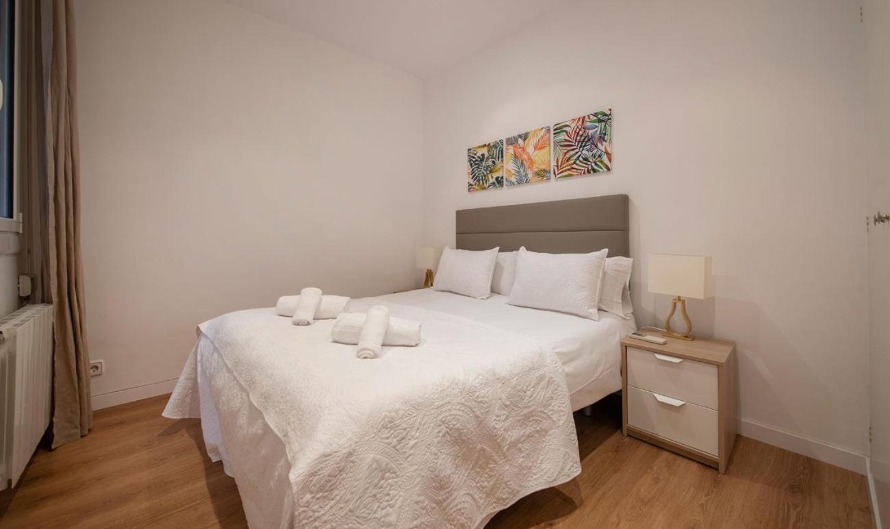 Apartamento De Cuatro Dormitorios En Calle Aribau You Stylish Apartments Barcelona Ngoại thất bức ảnh