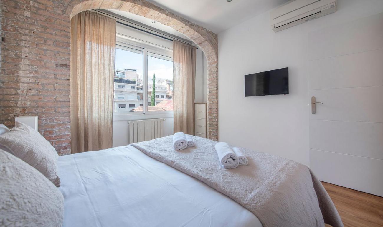 Apartamento De Cuatro Dormitorios En Calle Aribau You Stylish Apartments Barcelona Ngoại thất bức ảnh